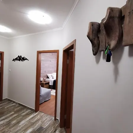 Apartamento Cedar 42 *